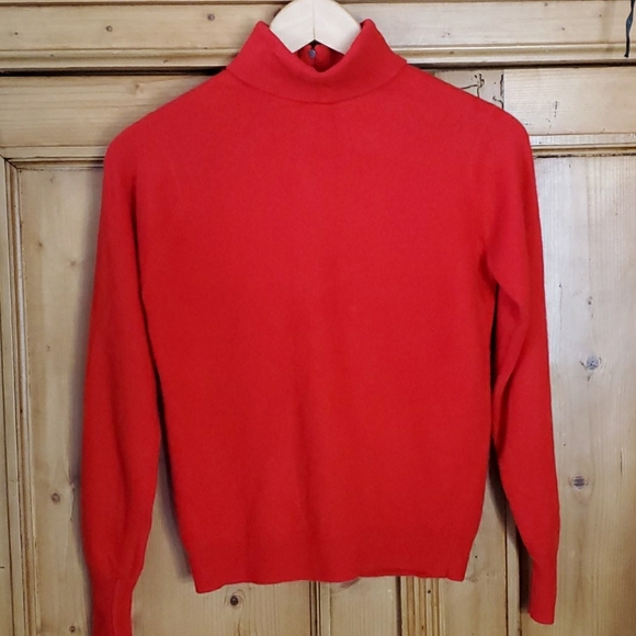 Vintage Sweaters - VTG Scottish Cashmere turtleneck Red S